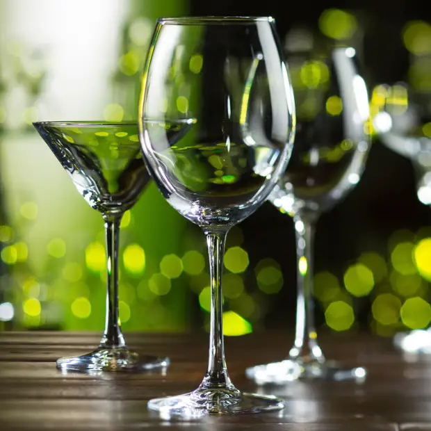 Enoteca Martini Glass - 220ml by Glassware UK