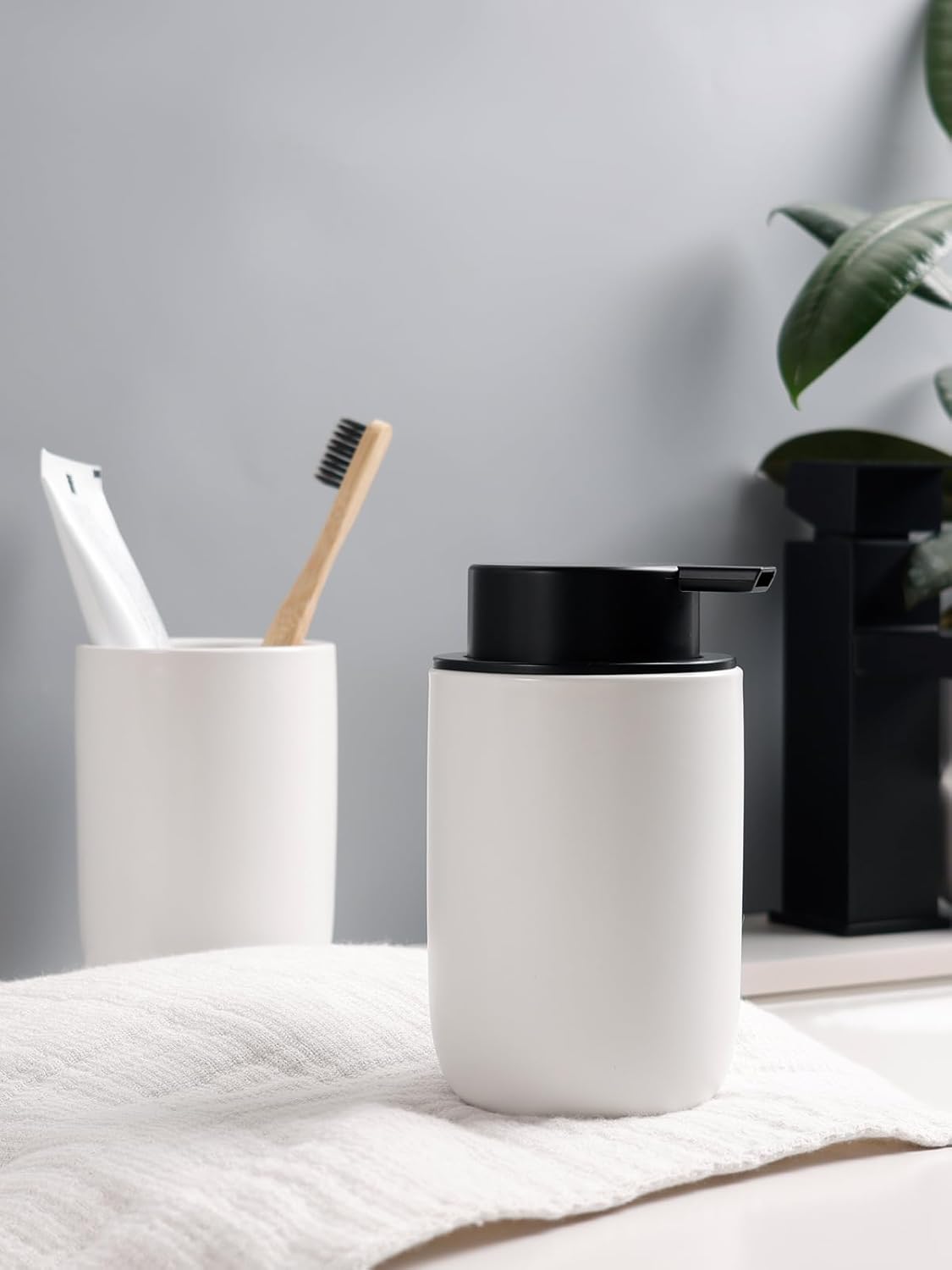 Bosilunlife Soap Dispenser and Toothbrush Holder Set - 2 Piece Set