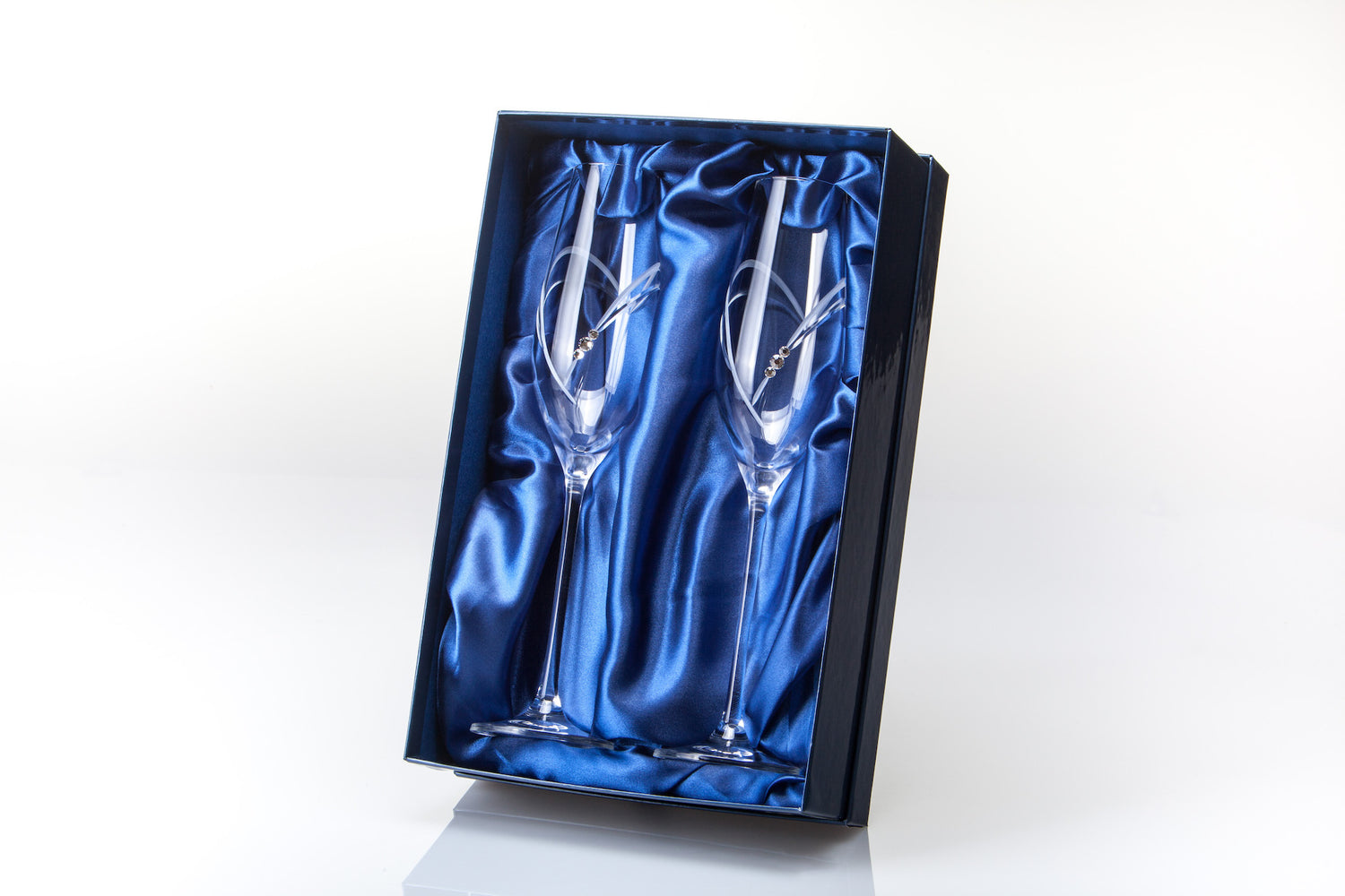 Diamante Champagne Flutes with Heart Shaped Cutting in an attractive Gift Box Set of 2