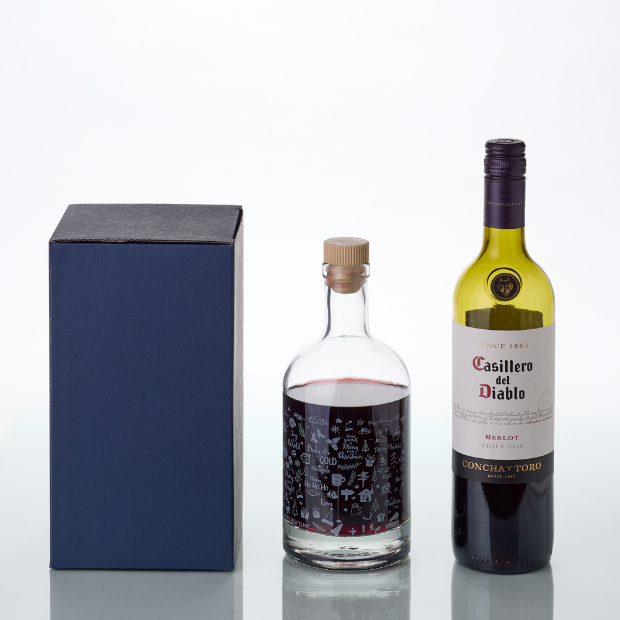 Festive Decanter in Gift Box - 70cl