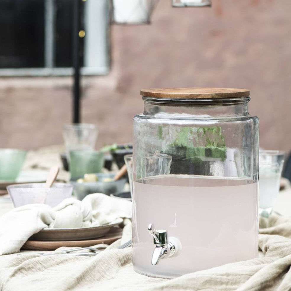 Drinks Dispenser With Wooden Lid